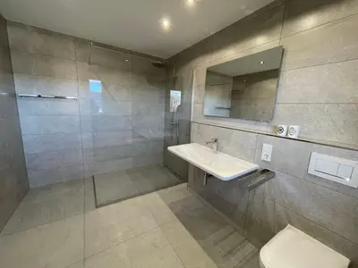 Ein Badezimmer in der Unterkunft Apartment Belvedere by Interhome