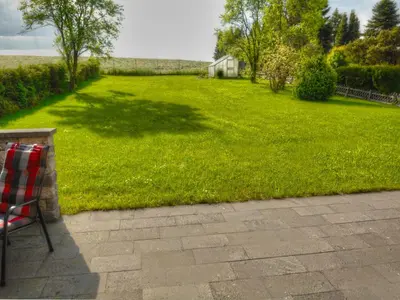 Ein Garten an der Unterkunft Apartment Belvedere by Interhome
