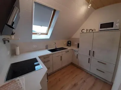 Küche/Küchenzeile in der Unterkunft Haus Weingarten FERIENWOHNUNGEN