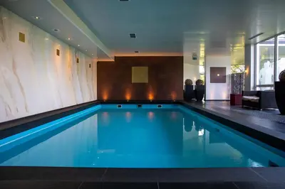 Der Swimmingpool an oder in der Nähe von Hotel Vulcano Lindenhof