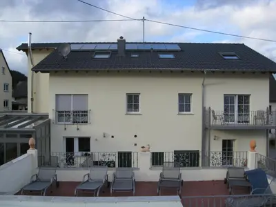 Das Gebäude in dem sich die Pension befindet