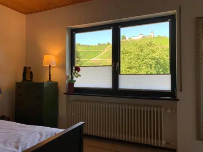Ein Bett oder Betten in einem Zimmer der Unterkunft Vias Ferienwohnungen