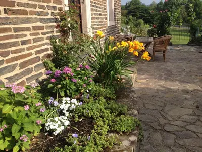 Ein Garten an der Unterkunft Haus Nummer 1, Moselblick