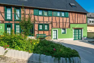 Das Gebäude in dem sich die Ferienwohnung befindet