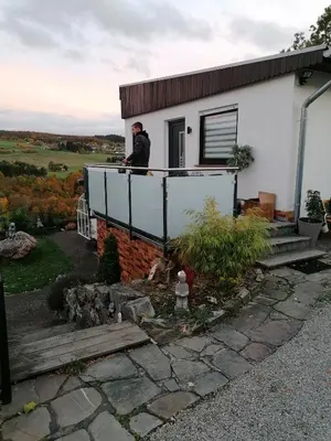 Das Gebäude in dem sich die Ferienwohnung befindet
