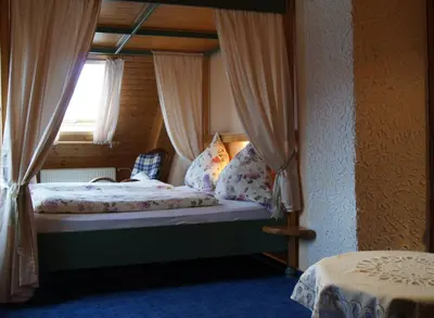 Ein Bett oder Betten in einem Zimmer der Unterkunft Pension Loni Theisen