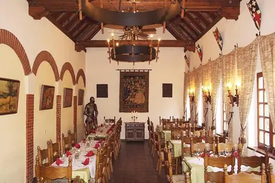 Ein Restaurant oder anderes Speiselokal in der Unterkunft Hotel Herres Alte Metzgerei