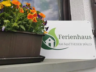 Ein Zertifikat, Auszeichnung, Logo oder anderes Dokument, das in der Unterkunft Ferienhaus am Mattheiser Wald ausgestellt ist