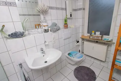 Ein Badezimmer in der Unterkunft Ferienwohnung Weingut KDM