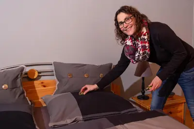 Ein Sitzbereich in der Unterkunft Ferienwohnung Weingut KDM