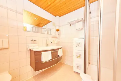 Ein Badezimmer in der Unterkunft Gasthaus Burkard