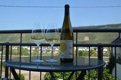 Getränke in der Unterkunft Wein & Gästehaus Porten-Becker