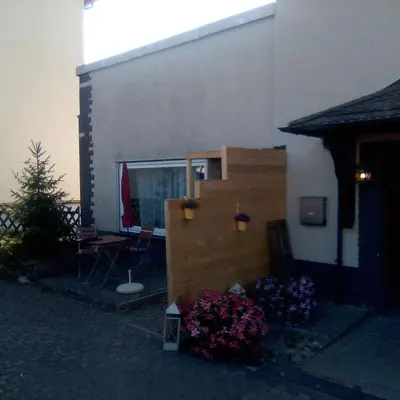 Das Gebäude in dem sich die Ferienwohnung befindet