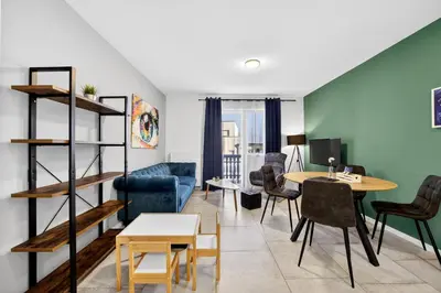 Ein Sitzbereich in der Unterkunft JUNIPRO Apartments Bostalsee