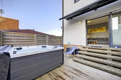 Ein Balkon oder eine Terrasse in der Unterkunft JUNIPRO Apartments Bostalsee