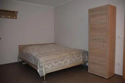 Ein Bett oder Betten in einem Zimmer der Unterkunft Ferienwohnung an der Obermosel