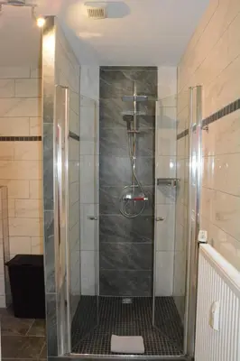 Ein Badezimmer in der Unterkunft Ferienwohnung Goethe