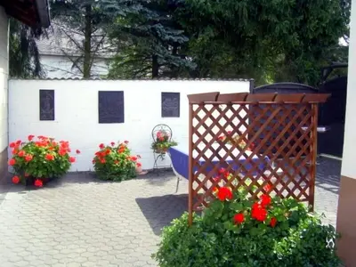 Ein Garten an der Unterkunft Eifelferienhaus Thome
