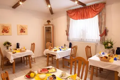 Essen in der Pension oder in der Nähe