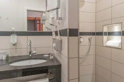 Ein Badezimmer in der Unterkunft Romantik Jugendstilhotel Bellevue