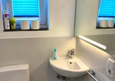 Ein Badezimmer in der Unterkunft Modernes 3 Zimmer Apartment im Jugendstilhaus