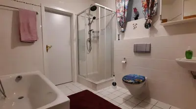 Ein Badezimmer in der Unterkunft Ferienwohnung Bausenbergblick