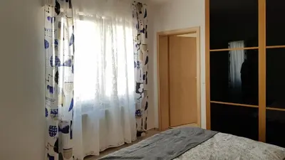 Ein Bett oder Betten in einem Zimmer der Unterkunft Ferienwohnung im Herzen Neuwied - Heddesdorf