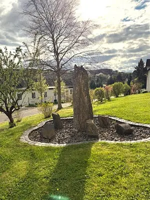 Ein Garten an der Unterkunft KickEns