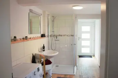 Ein Badezimmer in der Unterkunft Cosy Home Lorch, das Ferienhaus zwischen Rheingau, Taunus und dem Tal der Loreley