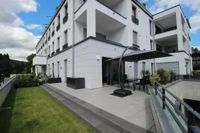 Das Gebäude in dem sich die Ferienwohnung befindet