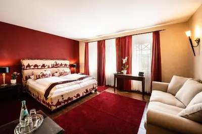 Ein Bett oder Betten in einem Zimmer der Unterkunft Hotel Weisser Bär