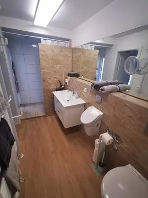 Ein Badezimmer in der Unterkunft Rheinufer am Hindenburgpark