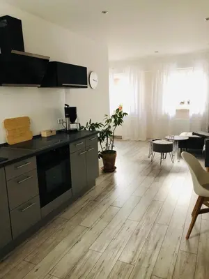 Küche/Küchenzeile in der Unterkunft Ferienwohnung im Zentrum von Winningen