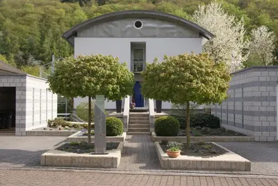 Ein Garten an der Unterkunft Ferienwohnung 