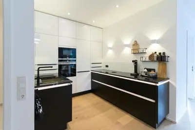 Küche/Küchenzeile in der Unterkunft LOFT17 Neu Luxus-Loft Design Klima 2-4 Personen