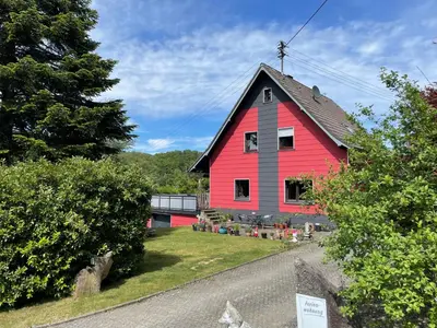 Das Gebäude in dem sich die Ferienwohnung befindet