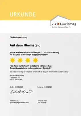 Ein Zertifikat, Auszeichnung, Logo oder anderes Dokument, das in der Unterkunft Auf dem Rheinsteig ausgestellt ist