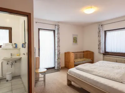 Ein Bett oder Betten in einem Zimmer der Unterkunft Apartment Eifelnatur - Haus 1-1 by Interhome