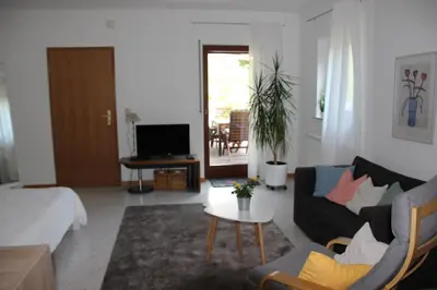 TV/Unterhaltungsangebot in der Unterkunft Ellis Garden