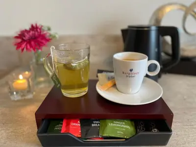 Getränke in der Unterkunft BurgStadt-Hotel