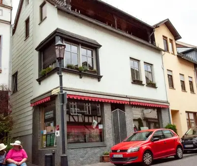 Das Gebäude in dem sich die Ferienwohnung befindet