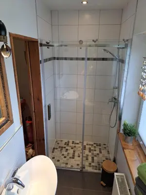 Ein Badezimmer in der Unterkunft Zum Jandel