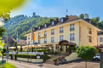 Ein allgemeiner Bergblick oder ein Berglick von des Hotels aus