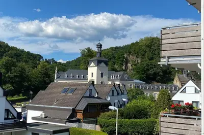 Das Gebäude in dem sich die Ferienwohnung befindet