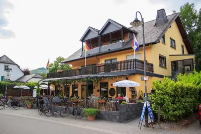 Das Gebäude in dem sich die Pension befindet