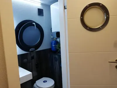 Ein Badezimmer in der Unterkunft Hausboot auf der Mosel