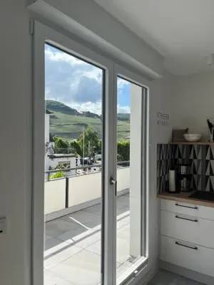 Ein allgemeiner Bergblick oder ein Berglick von der Ferienwohnung aus