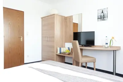 TV/Unterhaltungsangebot in der Unterkunft Hotel zwei&vierzig