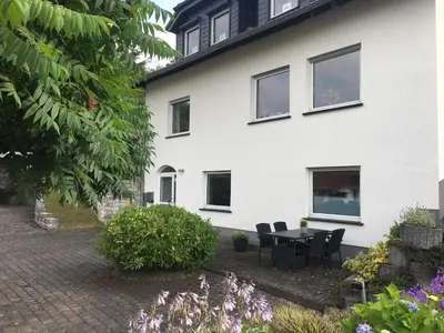 Ein Garten an der Unterkunft Ferienwohnung Eifelurlaub