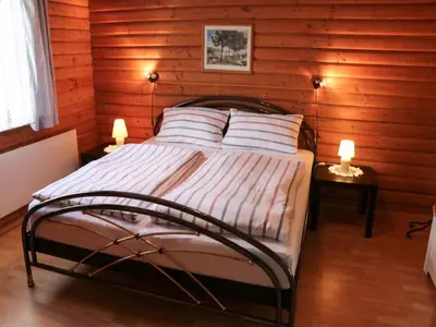 Ein Bett oder Betten in einem Zimmer der Unterkunft Holiday Home Ferienpark Himmelberg-5 by Interhome